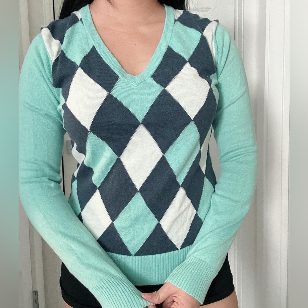 Gap argyle sweater